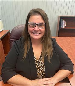 Denise Hanson, Principal